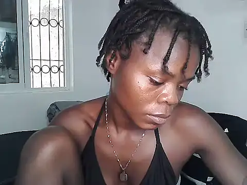 Snapshot of petiteebony_81 chatting on March 2025 06:24:02 AM petiteebony 81 online show from March 2025 06:24:02 AM