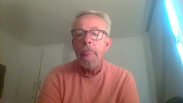 tuggy59 online show from September 2025 04:47:01 AM