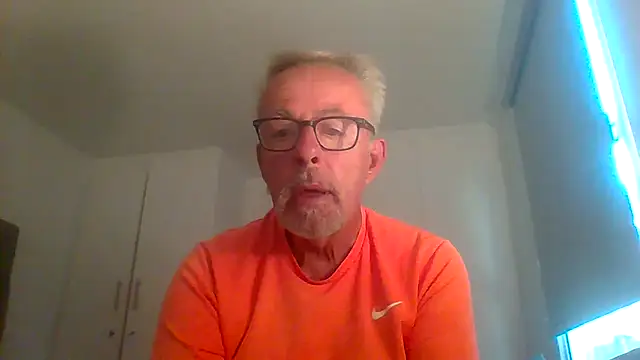 tuggy59 online show from September 2025 04:58:01 AM