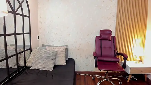 taylor bennet online show from March 2025 06:32:01 PM