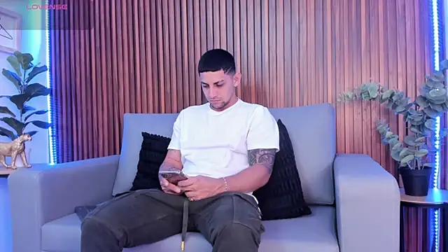 Alex cute77 online show from March 2026 12:01:01 PM