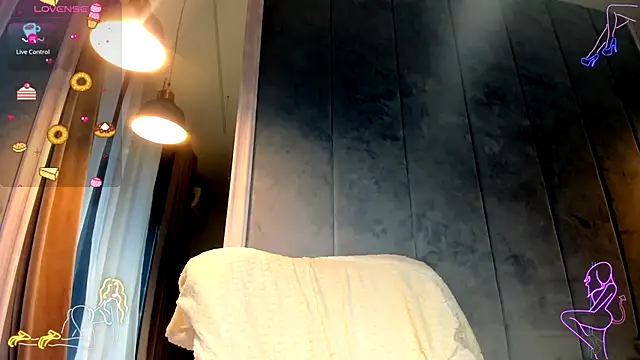 Sassy Teen online show from November 2025 09:31:02 AM