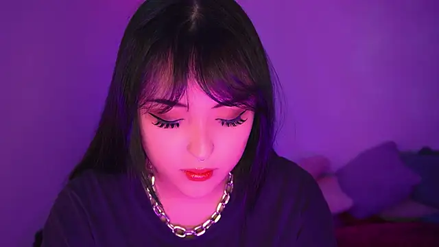 Gloomydoll online show from April 2026 07:47:02 PM