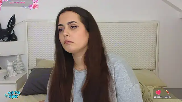 Snapshot of Eva_Rogers_ chatting on December 2024 04:09:01 PM Eva Rogers  online show from December 2024 04:09:01 PM