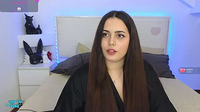 Snapshot of Eva_Rogers_ chatting on January 2025 01:53:01 PM Eva Rogers  online show from January 2025 01:53:01 PM