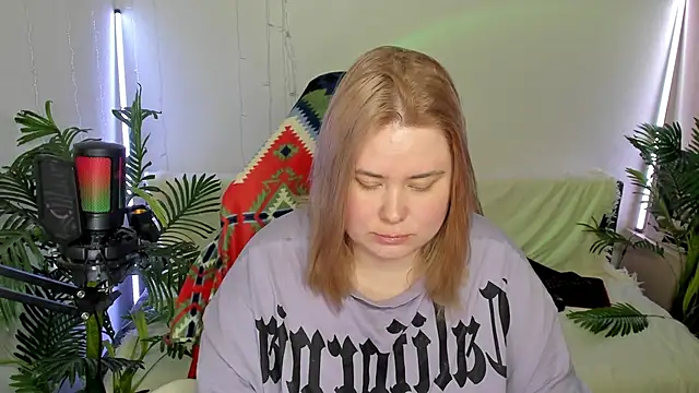 Akemi BBW online show from February 2025 10:40:02 PM