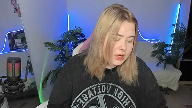 Akemi BBW online show from March 2025 08:10:01 AM