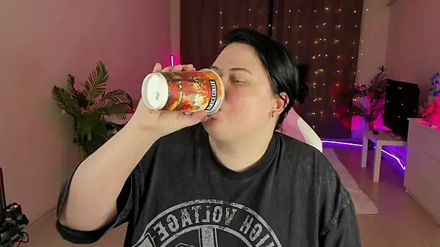 Akemi BBW online show from September 2025 05:46:01 PM