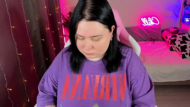 Akemi BBW online show from November 2025 04:28:02 PM