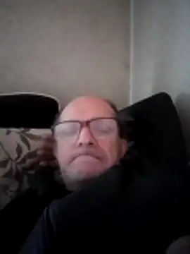 Snapshot of oksana722 chatting on October 2025 08:26:02 AM oksana722 online show from October 2025 08:26:02 AM