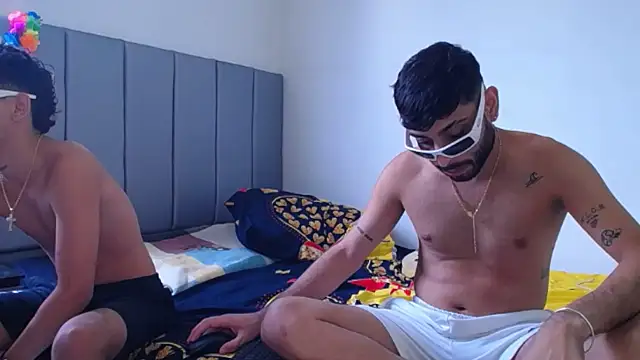 Evilboy555 online show from November 2025 04:29:01 PM