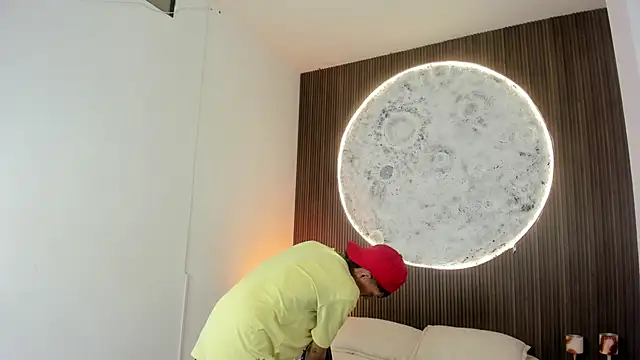 DereckCooperr online show from March 2026 01:12:02 AM