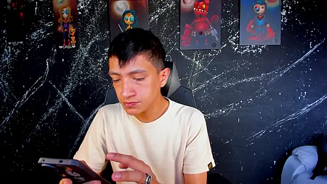 DereckCooperr online show from April 2026 08:59:01 PM