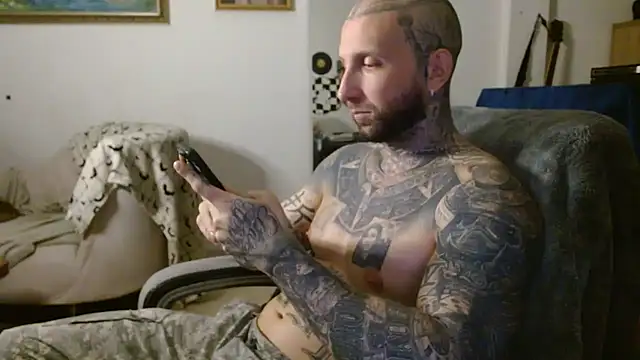 Snapshot of bobbybacala91 chatting on October 2025 07:50:02 AM bobbybacala91 online show from October 2025 07:50:02 AM