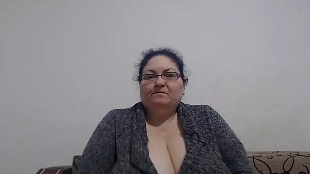 Snapshot of Nykyxo chatting on April 2026 03:31:02 AM Nykyxo online show from April 2026 03:31:02 AM