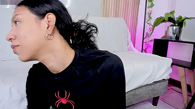 AdammClark1 online show from January 2025 08:44:01 PM