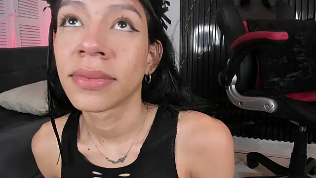 AdammClark1 online show from February 2025 11:25:02 PM