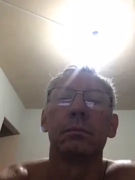 eleno1542 online show from October 2025 07:56:01 AM