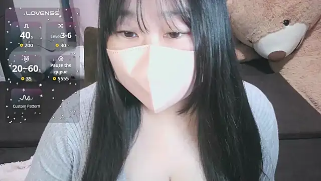 yuinyan3150 online show from February 2026 08:01:02 PM