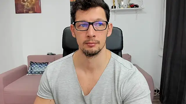 BrutusK08 online show from January 2025 08:03:01 AM