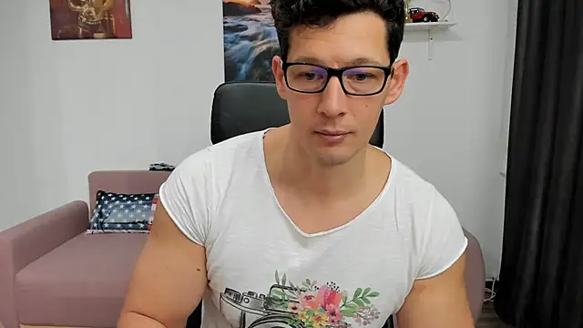 BrutusK08 online show from January 2025 08:03:01 AM