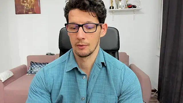 BrutusK08 online show from January 2025 01:32:02 PM