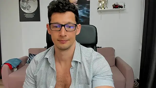 BrutusK08 online show from March 2025 01:03:02 PM