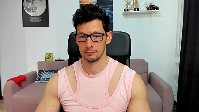 BrutusK08 online show from April 2026 07:22:01 AM