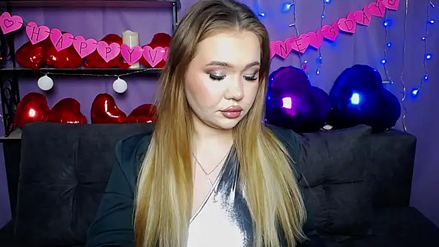 Snapshot of StacyYellig chatting on February 2025 04:14:02 AM StacyYellig online show from February 2025 04:14:02 AM