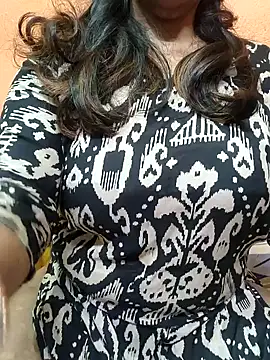 CUTE SOPHIA- online show from January 2025 04:48:02 AM