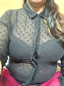 CUTE SOPHIA- online show from February 2025 07:36:01 PM