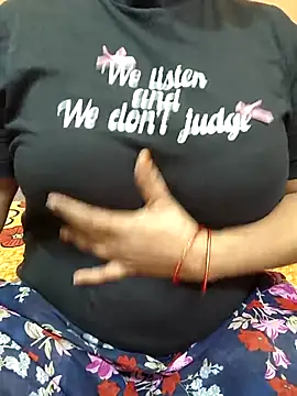 CUTE SOPHIA- online show from October 2025 11:45:02 PM