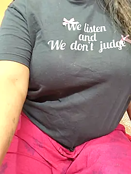 CUTE SOPHIA- online show from December 2025 01:15:02 AM