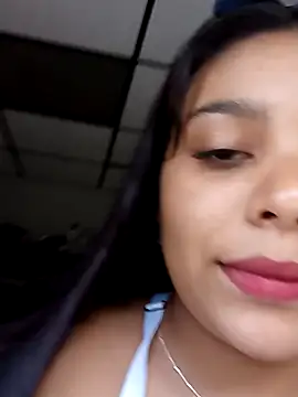 Snapshot of stefanie010 chatting on January 2025 08:37:02 PM stefanie010 online show from January 2025 08:37:02 PM