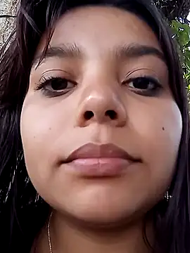 Snapshot of stefanie010 chatting on January 2025 02:49:01 PM stefanie010 online show from January 2025 02:49:01 PM