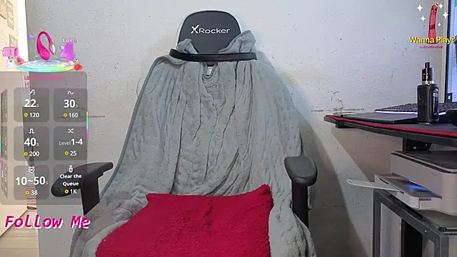 Snapshot of tall_guy323 chatting on March 2025 10:28:02 AM tall guy323 online show from March 2025 10:28:02 AM