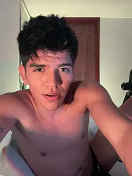 santiago 01 online show from December 2024 12:46:02 AM