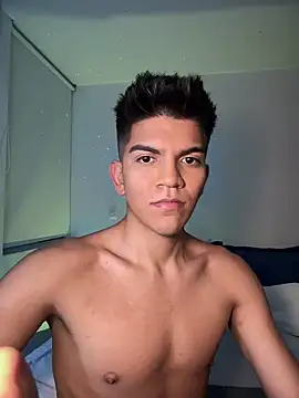 santiago 01 online show from February 2025 04:54:01 AM