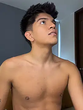 santiago 01 online show from July 2026 09:17:01 PM