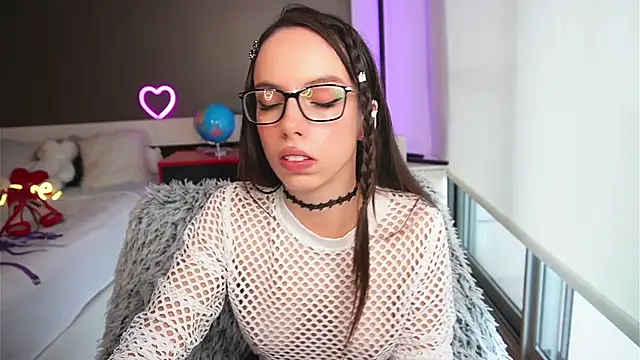 Snapshot of Dayna_Nebula chatting on February 2025 10:27:02 AM Dayna Nebula online show from February 2025 10:27:02 AM