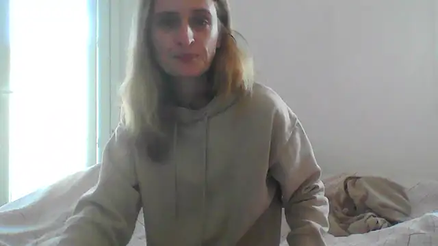 Snapshot of Katerina177 chatting on March 2025 10:18:02 AM Katerina177 online show from March 2025 10:18:02 AM