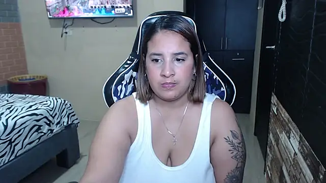 Snapshot of KathyHardcore69 chatting on March 2026 03:34:01 AM KathyHardcore69 online show from March 2026 03:34:01 AM