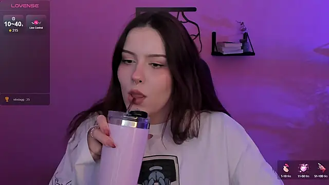 CoralineKeyns online show from February 2025 08:51:02 AM