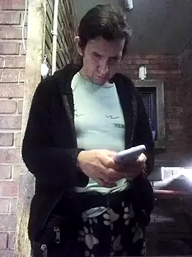 Cameron puppy online show from March 2025 06:07:02 PM