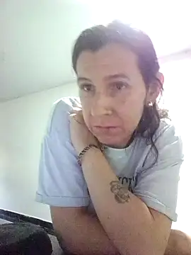 Cameron puppy online show from November 2025 07:02:02 PM