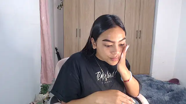 fairylatin222 online show from February 2025 10:50:02 AM