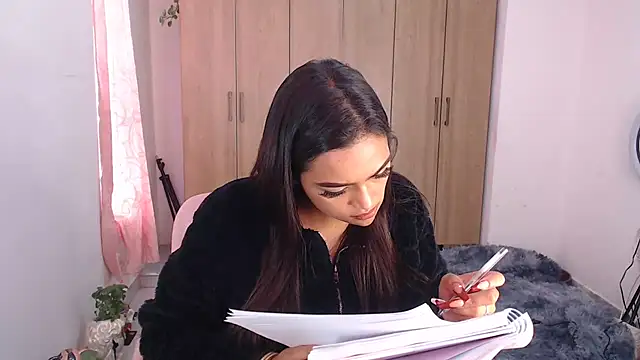 fairylatin222 online show from February 2025 03:23:02 PM