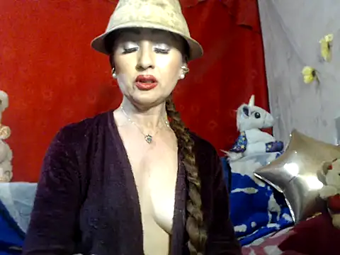 hottieperla online show from January 2025 08:21:01 PM