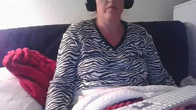 DragoneSFR online show from October 2025 06:17:01 PM