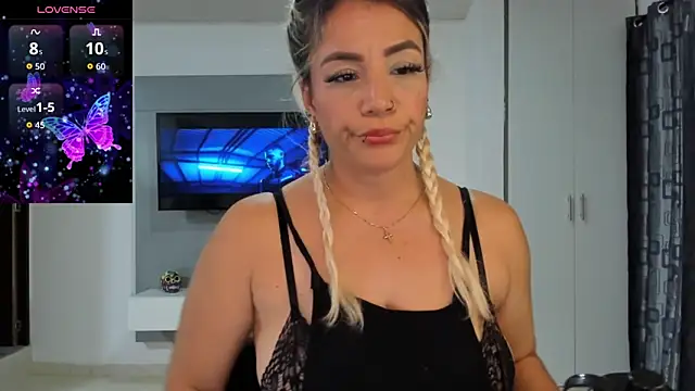 LuCKy JoK online show from May 2026 11:36:01 PM